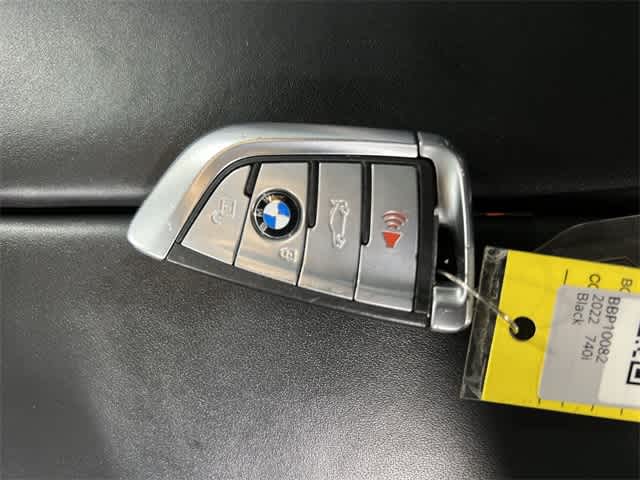 Thumbnail: 2022 BMW 7 Series - 34