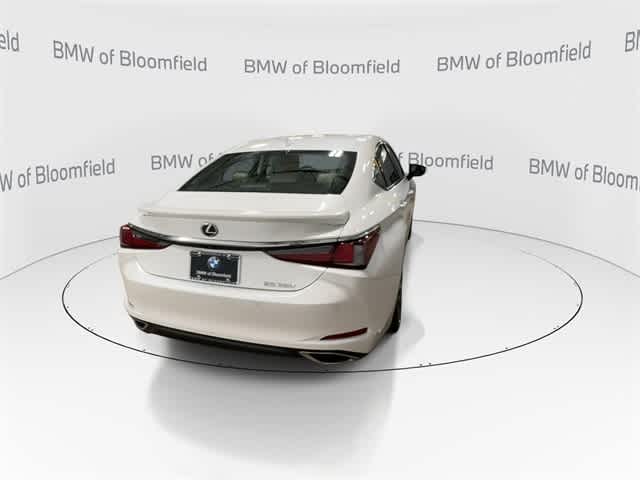 Thumbnail: 2020 Lexus ES - 7