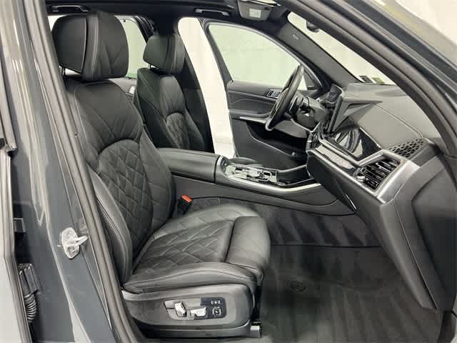 Thumbnail: 2026 BMW X5 - 26