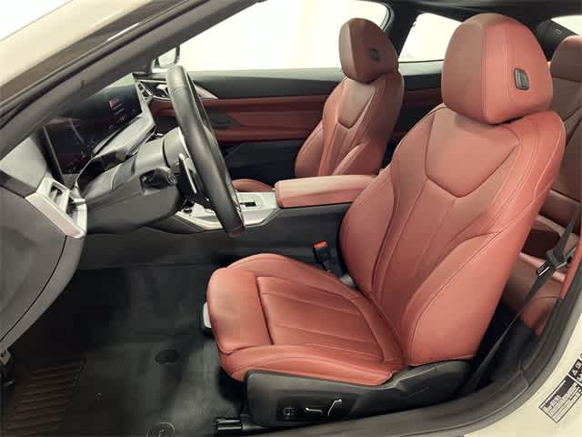 Thumbnail: 2025 BMW 4 Series - 21