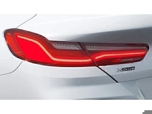 Thumbnail: 2026 BMW 8 Series - 8