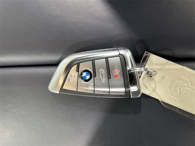 Thumbnail: 2023 BMW 8 Series - 32