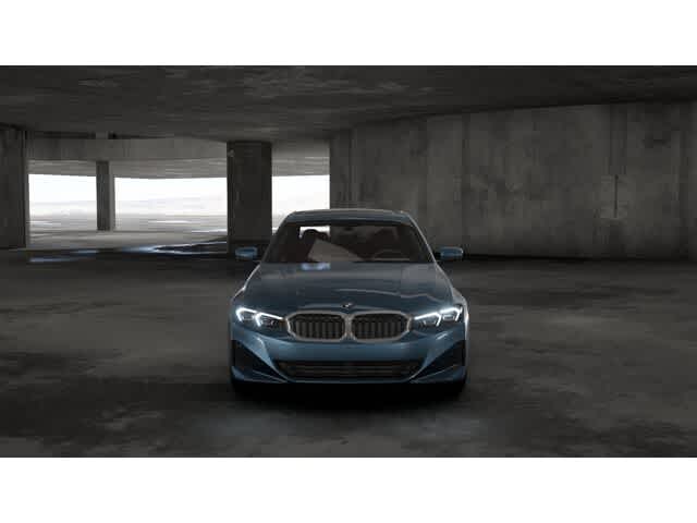 Thumbnail: 2025 BMW 3 Series - 3