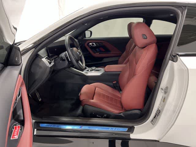 Thumbnail: 2024 BMW 2 Series - 10