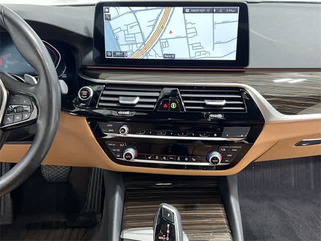 Thumbnail: 2023 BMW 5 Series - 28