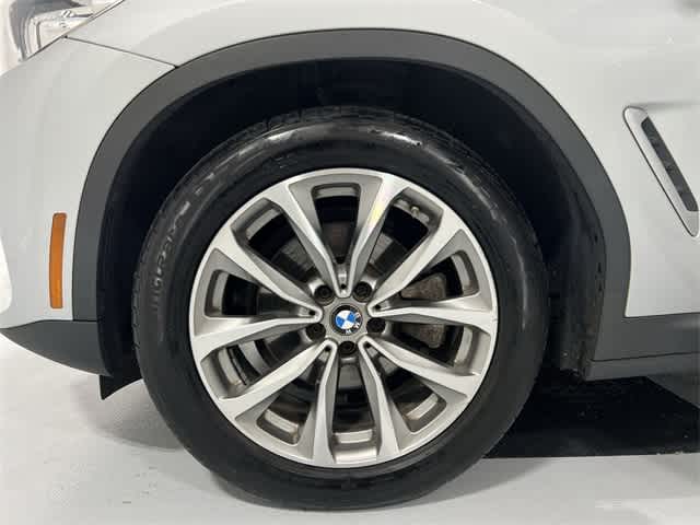 Thumbnail: 2019 BMW X4 - 18