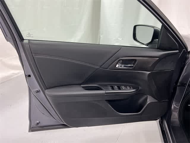 Thumbnail: 2016 Honda Accord - 34