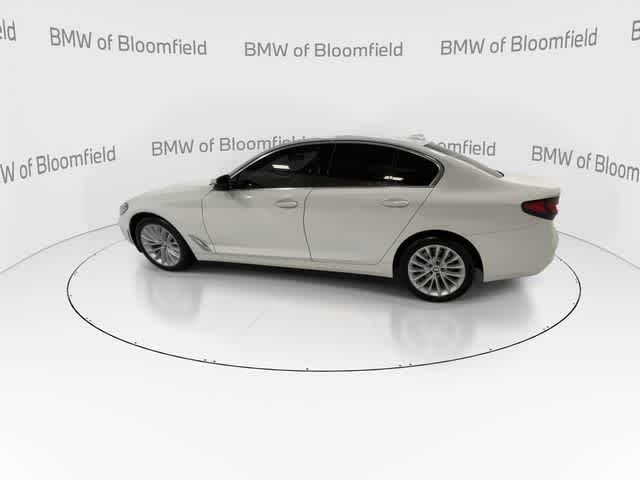 Thumbnail: 2023 BMW 5 Series - 5