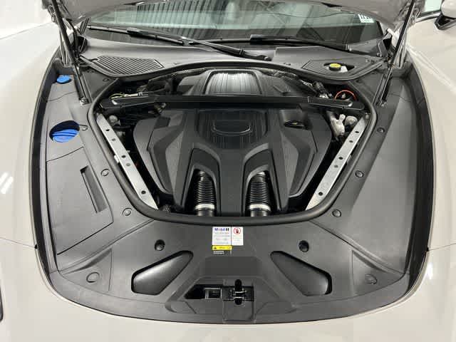Thumbnail: 2022 Porsche Panamera - 19