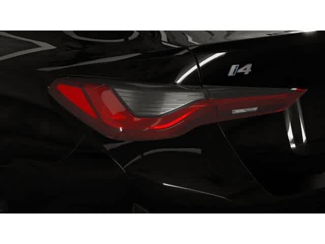 Thumbnail: 2025 BMW i4 - 8