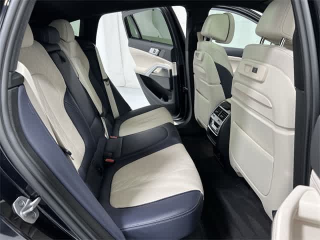 Thumbnail: 2023 BMW X6 - 25