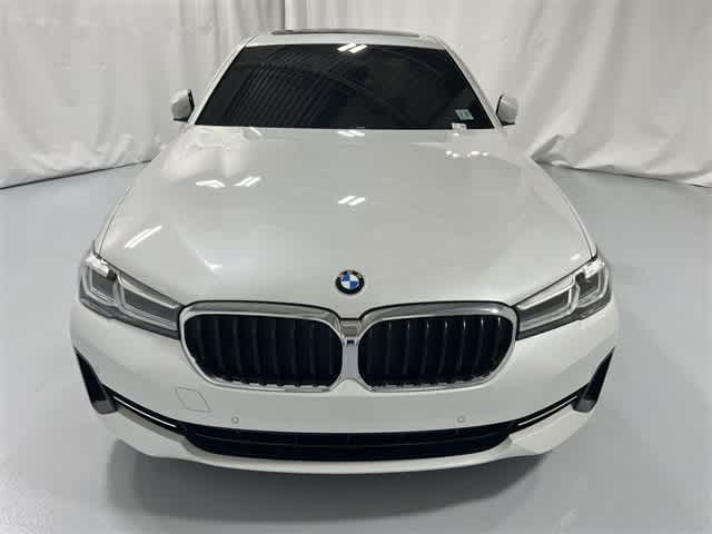 Thumbnail: 2023 BMW 5 Series - 16