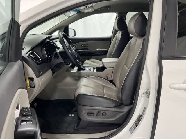 Thumbnail: 2017 Kia Sedona - 10