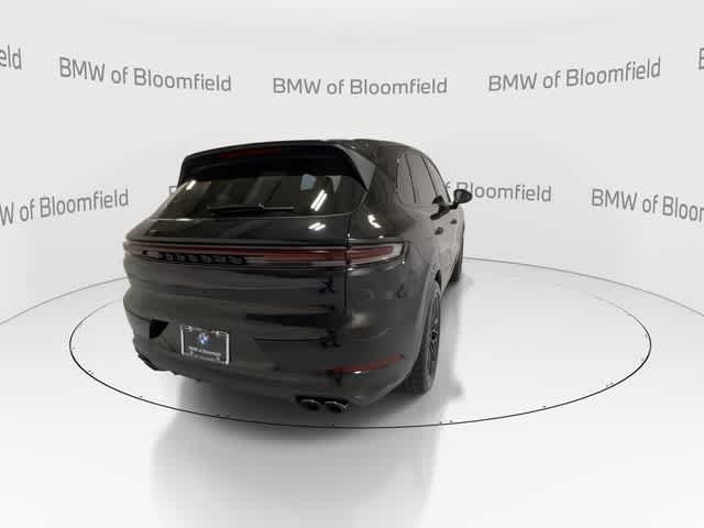 Thumbnail: 2024 Porsche Cayenne - 7