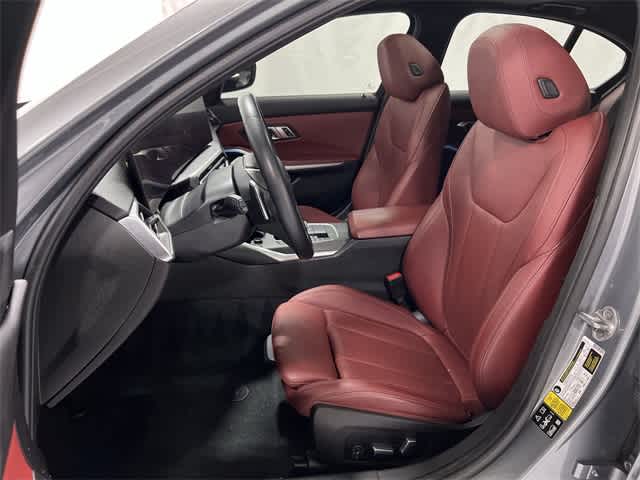 Thumbnail: 2023 BMW 3 Series - 21