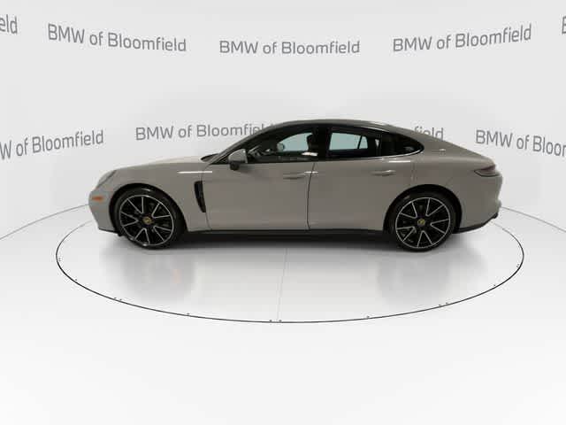 Thumbnail: 2022 Porsche Panamera - 5