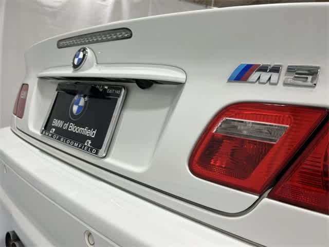 Thumbnail: 2005 BMW M3 - 18