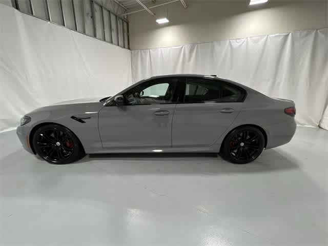 Thumbnail: 2023 BMW M5 - 11