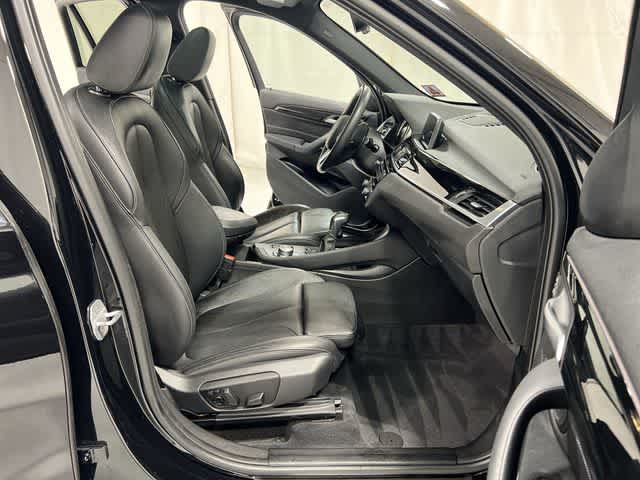 Thumbnail: 2018 BMW X1 - 26