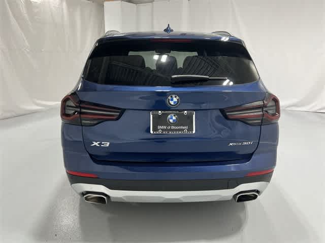 Thumbnail: 2023 BMW X3 - 13