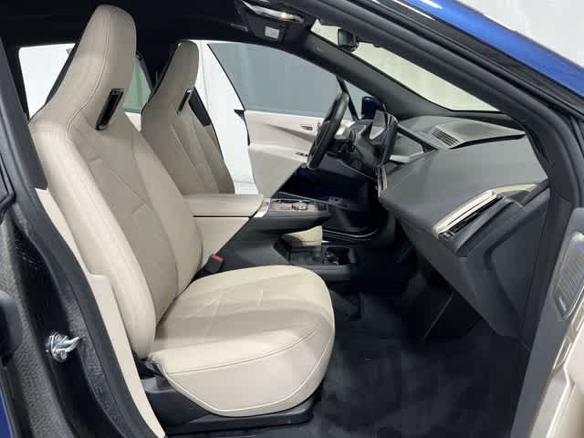 Thumbnail: 2023 BMW iX - 25