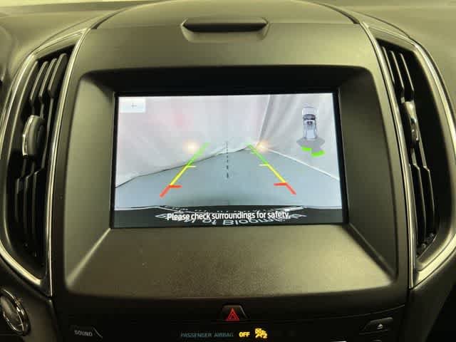 Thumbnail: 2019 Ford Edge - 29