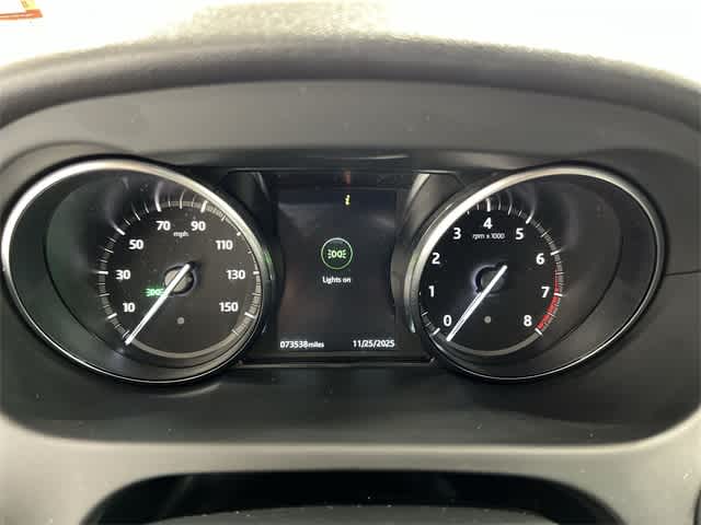 Thumbnail: 2019 Land Rover Discovery Sport - 31