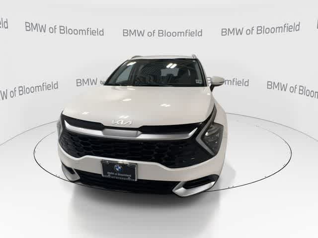 Thumbnail: 2023 Kia Sportage - 3