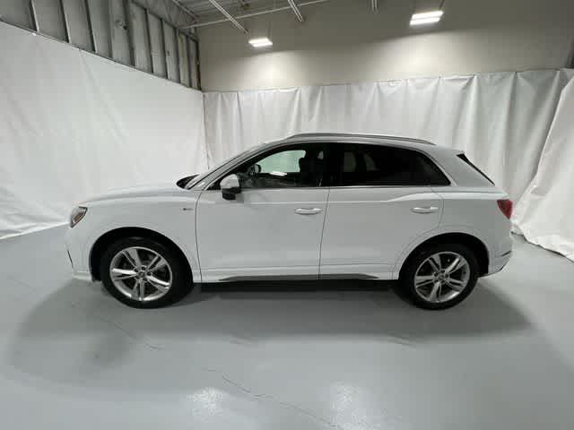 Thumbnail: 2020 Audi Q3 - 11