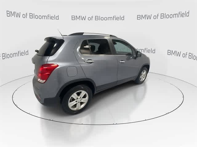 Thumbnail: 2019 Chevrolet Trax - 8