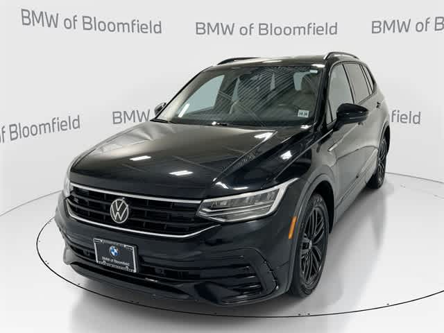 Thumbnail: 2022 Volkswagen Tiguan - 1