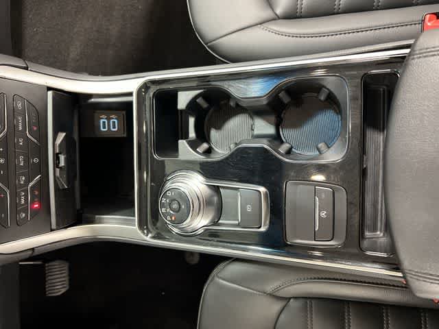 Thumbnail: 2020 Ford Edge - 29