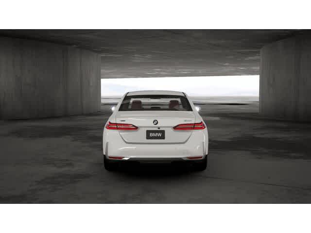 Thumbnail: 2026 BMW 5 Series - 5