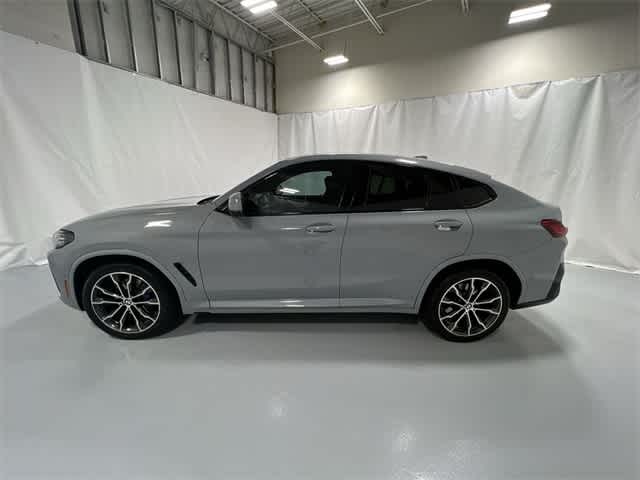 Thumbnail: 2023 BMW X4 - 11