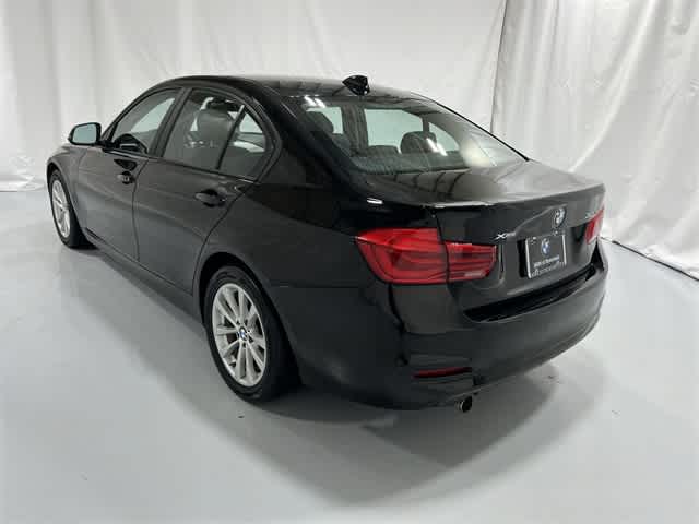 Thumbnail: 2017 BMW 3 Series - 12