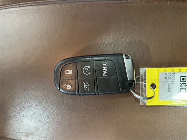 Thumbnail: 2015 Jeep Grand Cherokee - 33