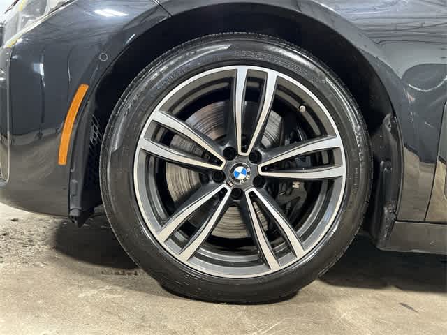 Thumbnail: 2022 BMW 7 Series - 19