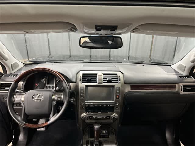 2016 Lexus GX 460 21