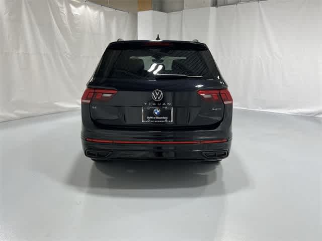 Thumbnail: 2022 Volkswagen Tiguan - 13