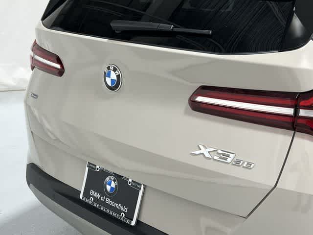 Thumbnail: 2026 BMW X3 - 17