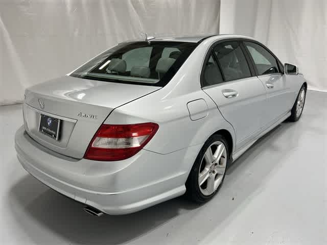 Thumbnail: 2010 Mercedes-Benz C-Class - 14