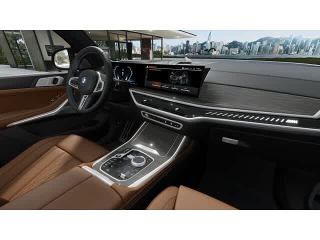 Thumbnail: 2026 BMW X7 - 14