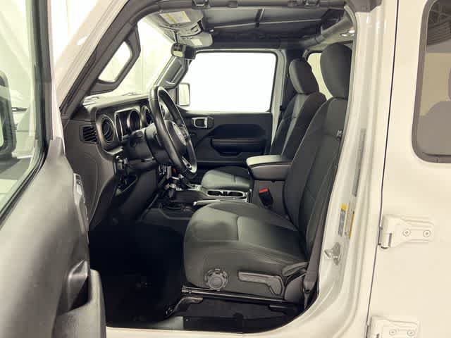 Thumbnail: 2022 Jeep Wrangler - 10