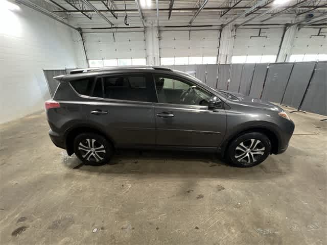 Thumbnail: 2017 Toyota RAV4 - 15