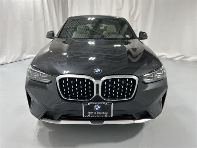Thumbnail: 2023 BMW X4 - 16