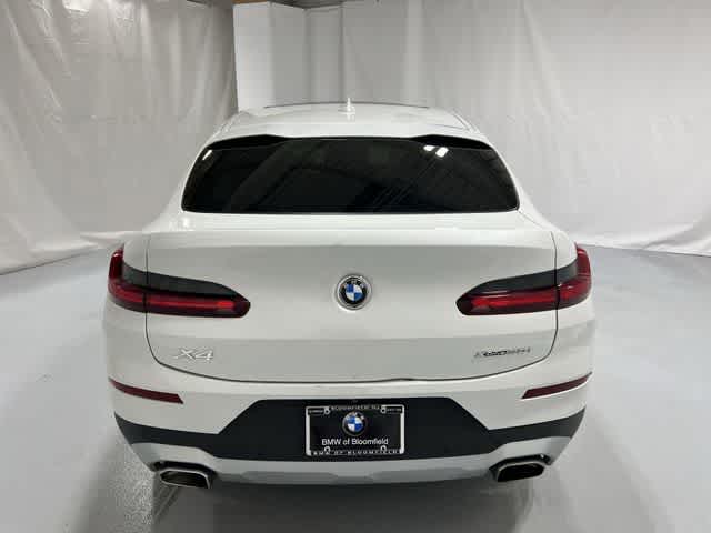 Thumbnail: 2022 BMW X4 - 13