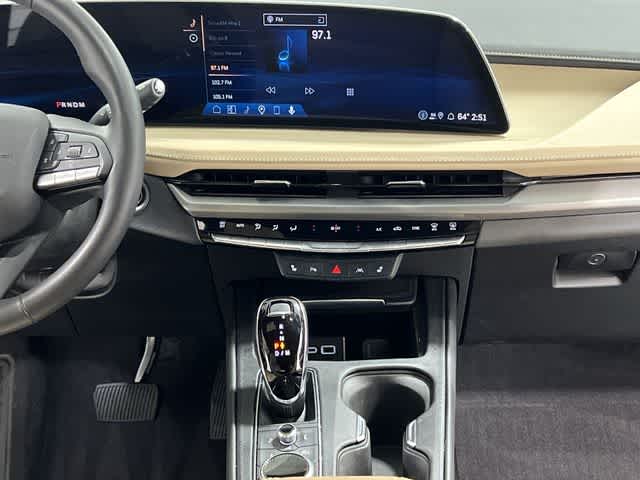 Thumbnail: 2024 Cadillac XT4 - 27