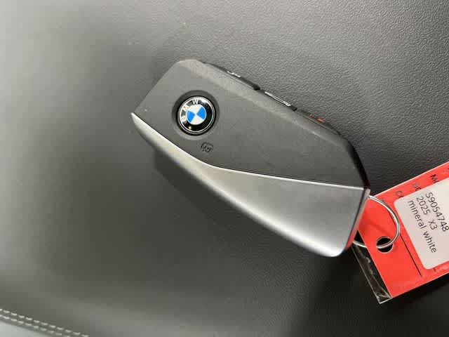 Thumbnail: 2025 BMW X3 - 33