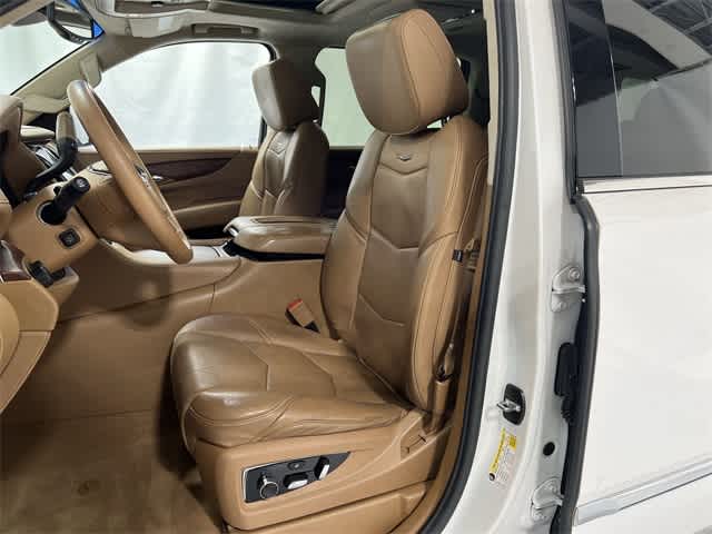 Thumbnail: 2016 Cadillac Escalade - 21