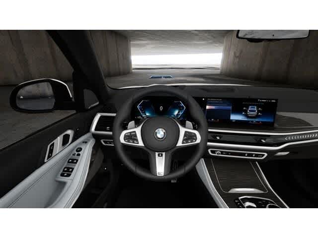Thumbnail: 2026 BMW X5 - 13
